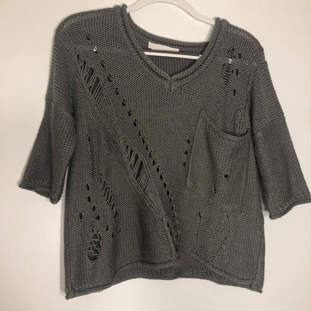 Grey 3 quarter sleeve v neck sweater